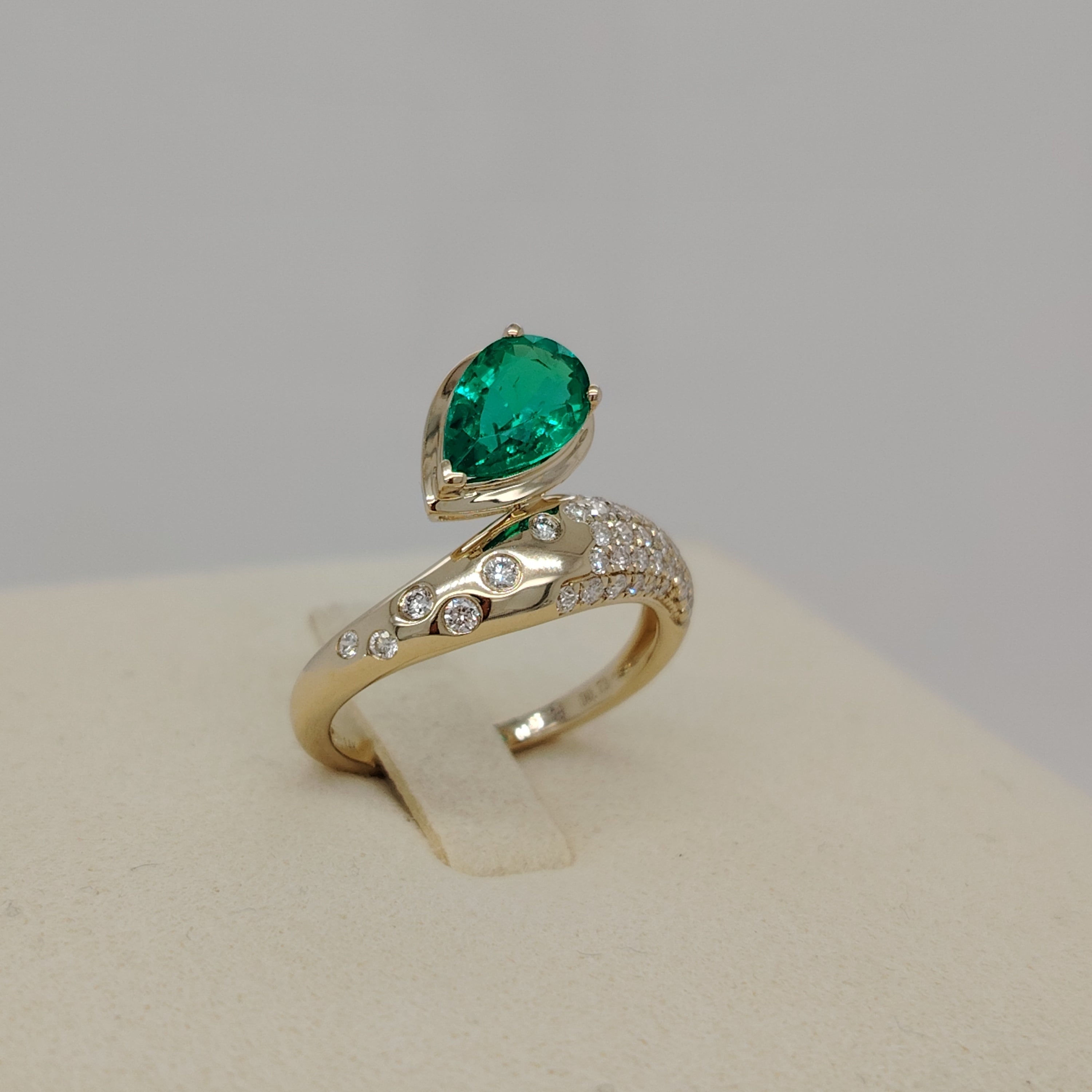 Gem Studded Designer Ring