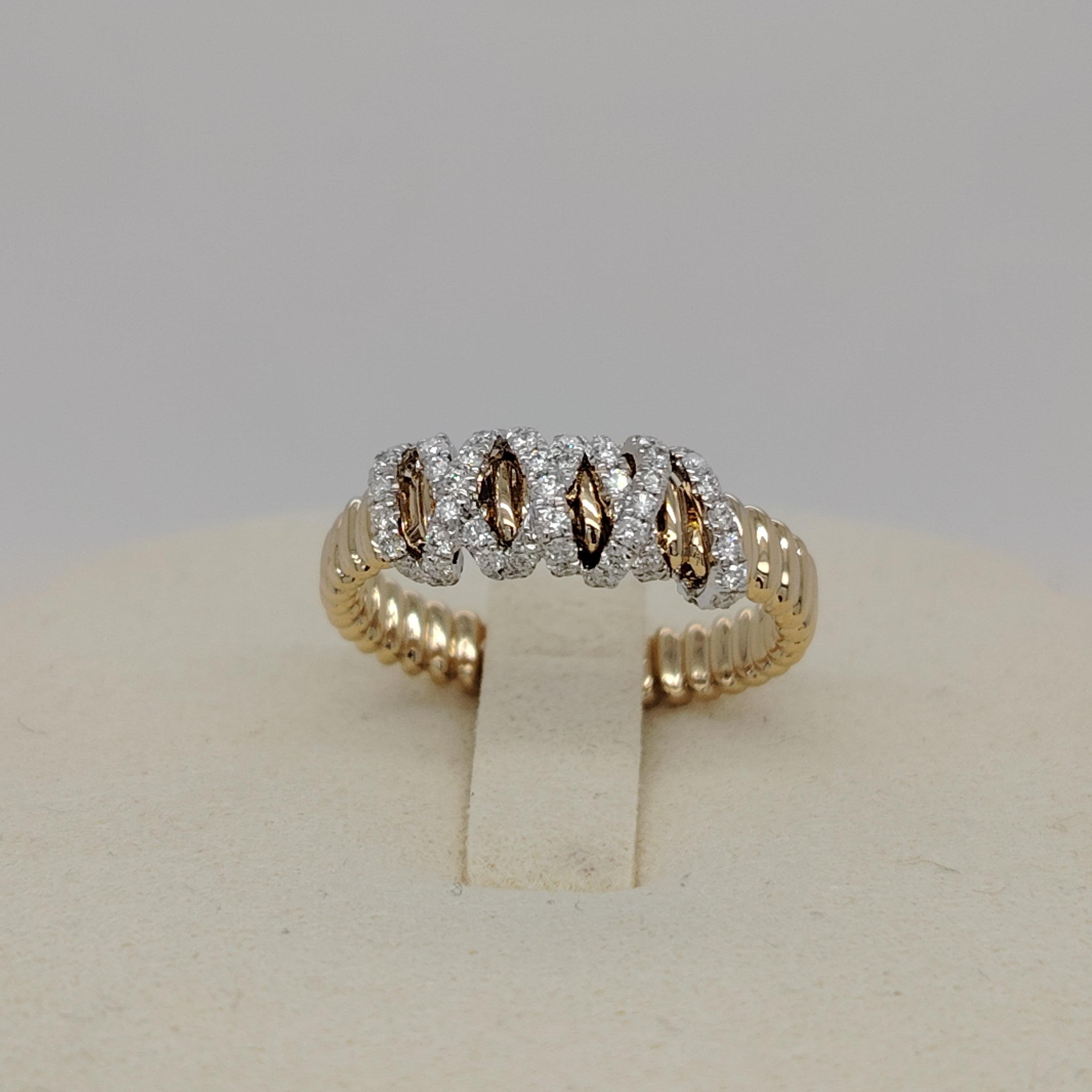 Luxe Harmony Diamond Ring