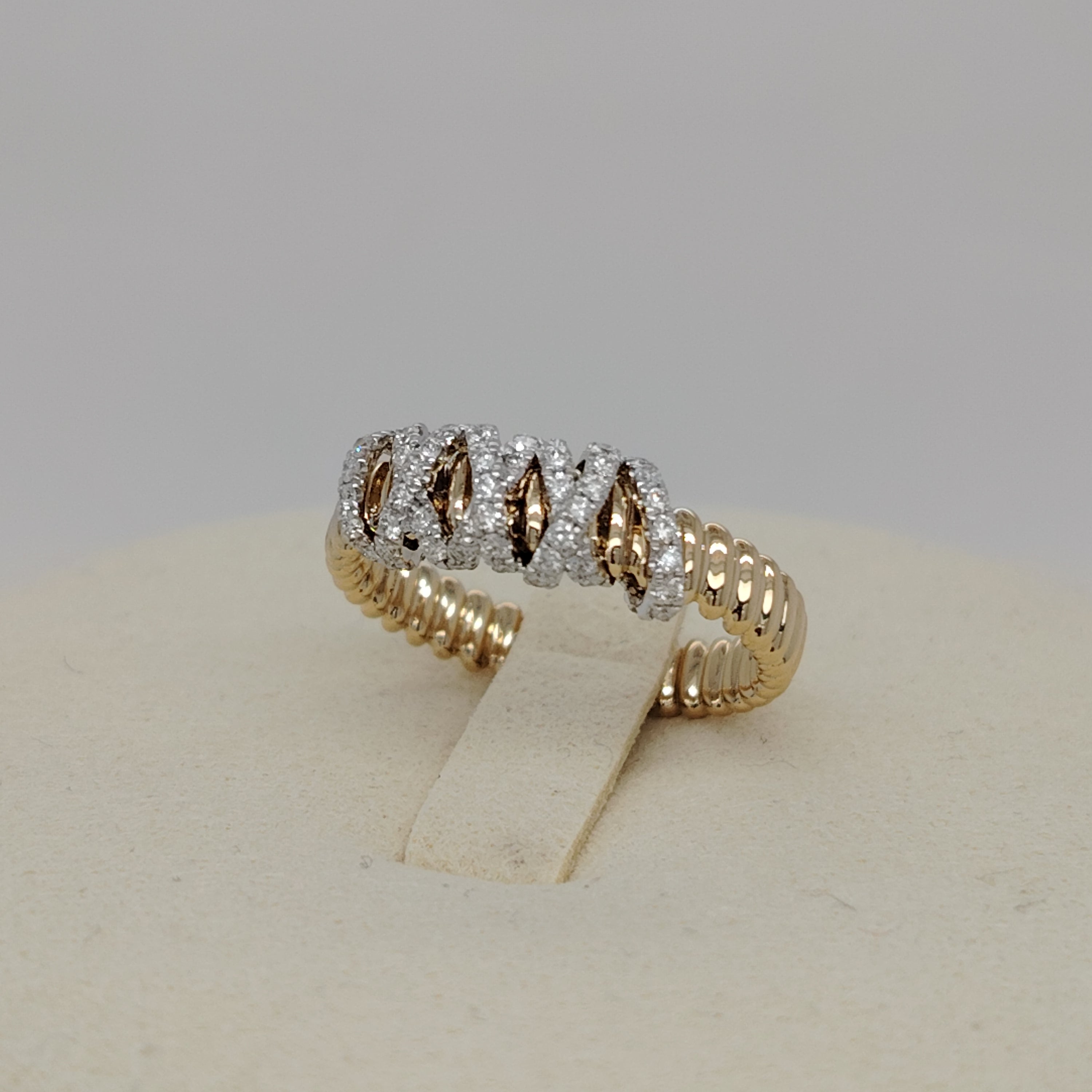 Luxe Harmony Diamond Ring