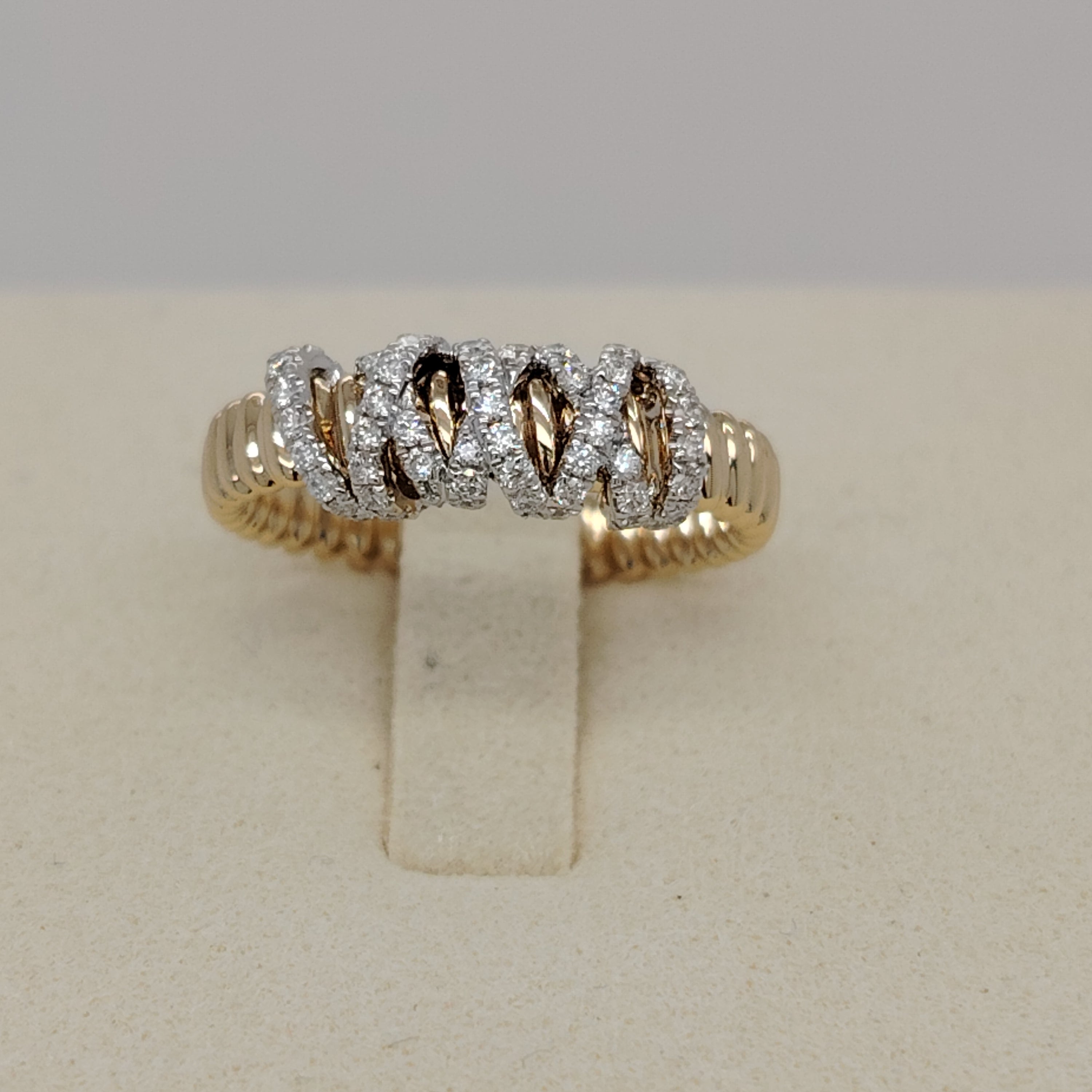 Luxe Harmony Diamond Ring