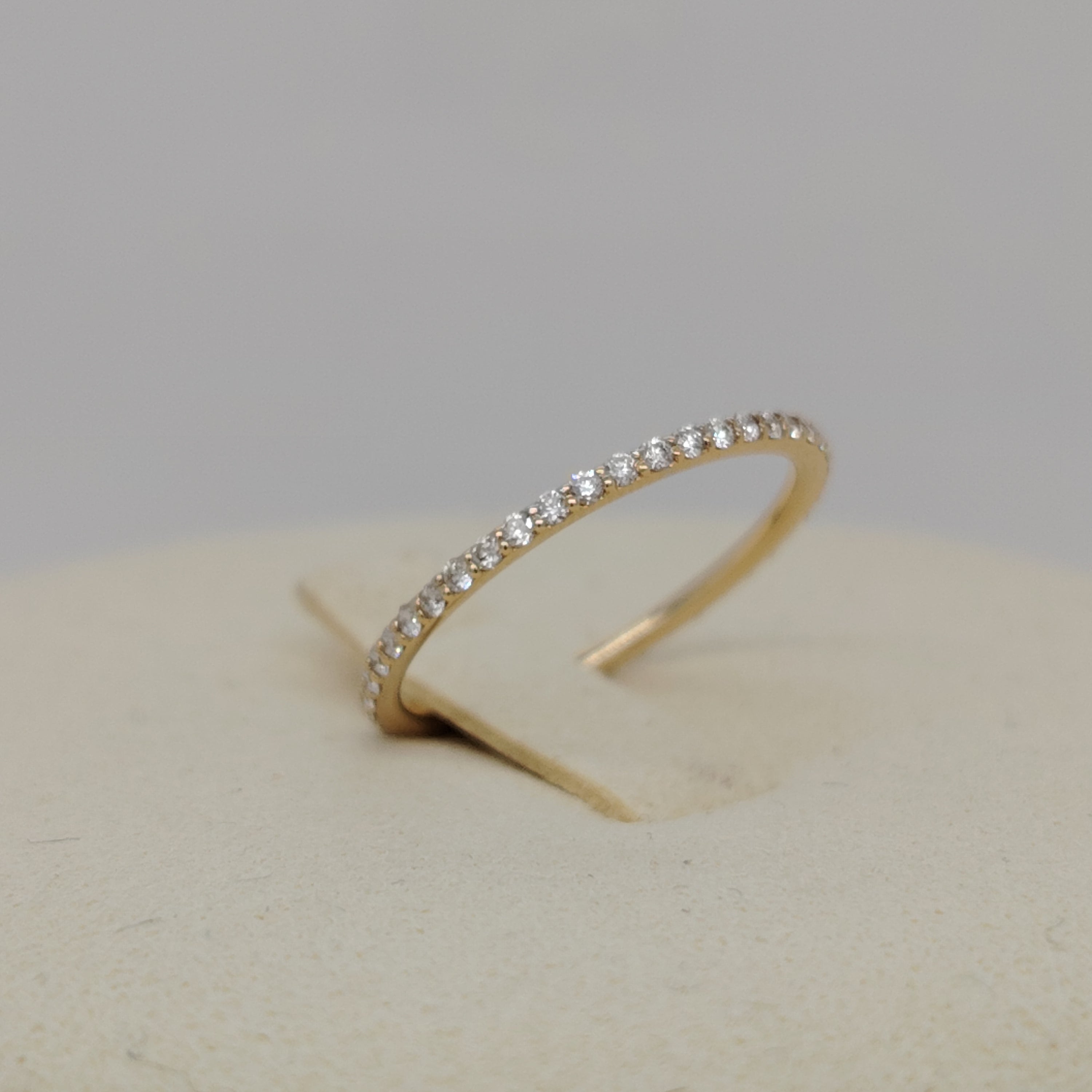 Classic Spark Diamond Ring