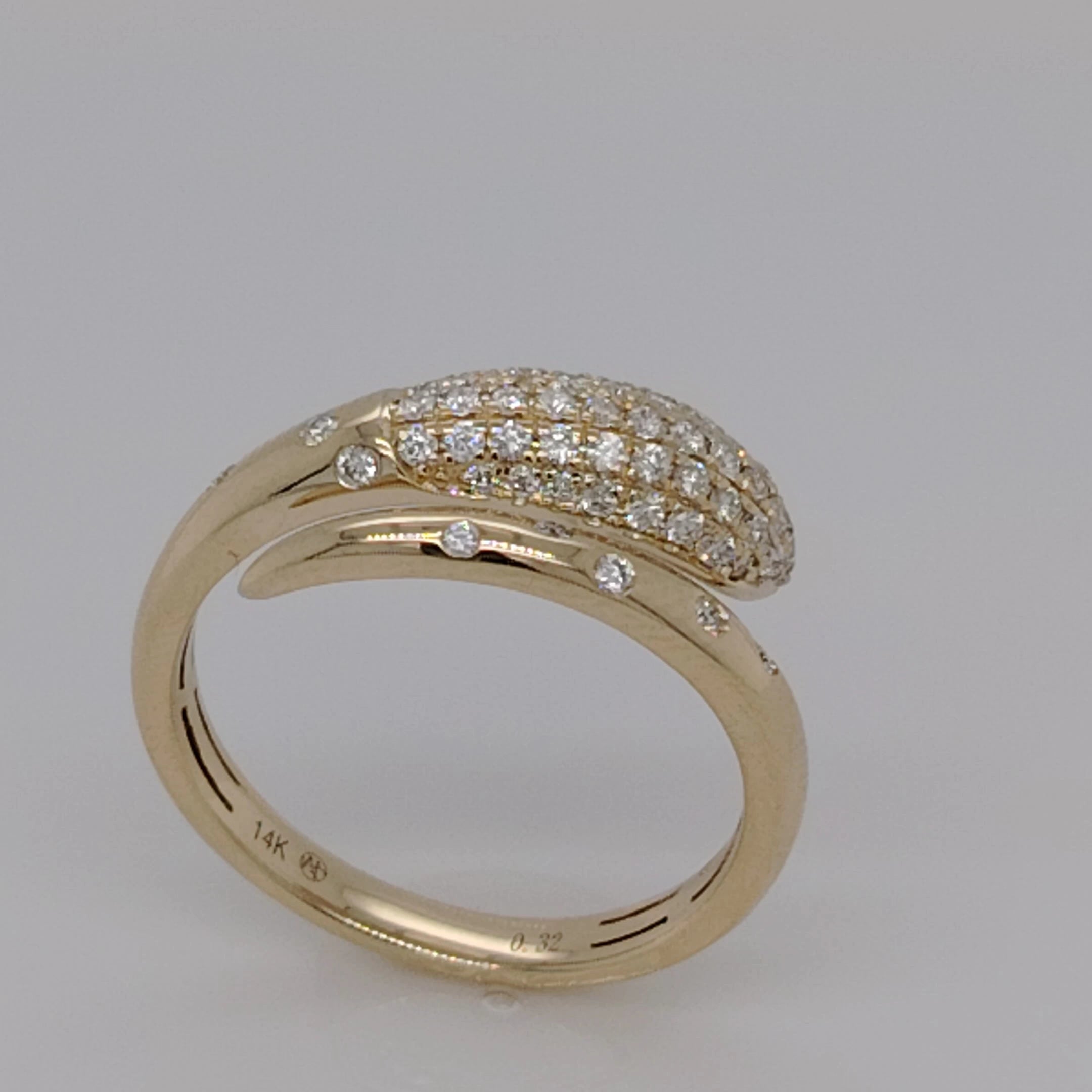 Classic Diamond Ring