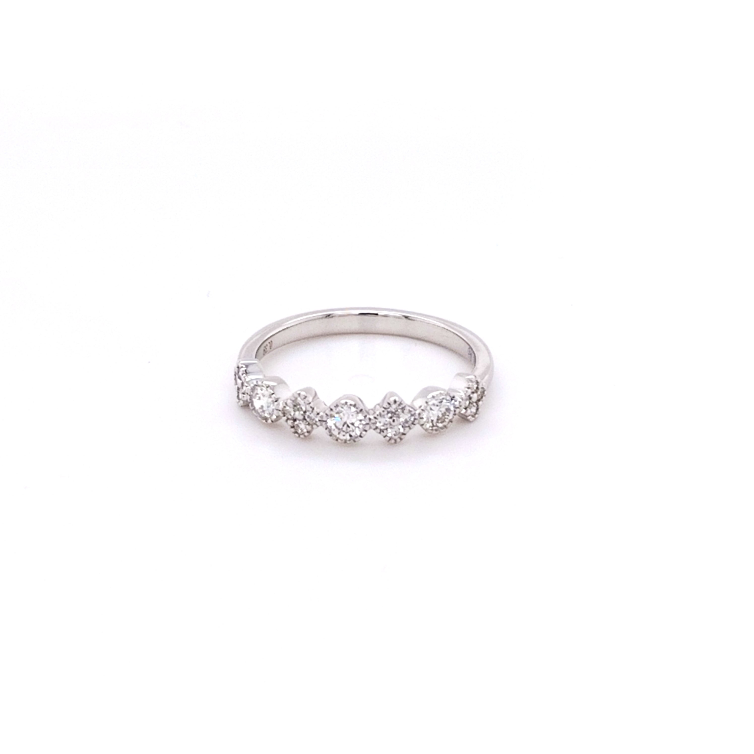 Scalloped Diamond Band Ring