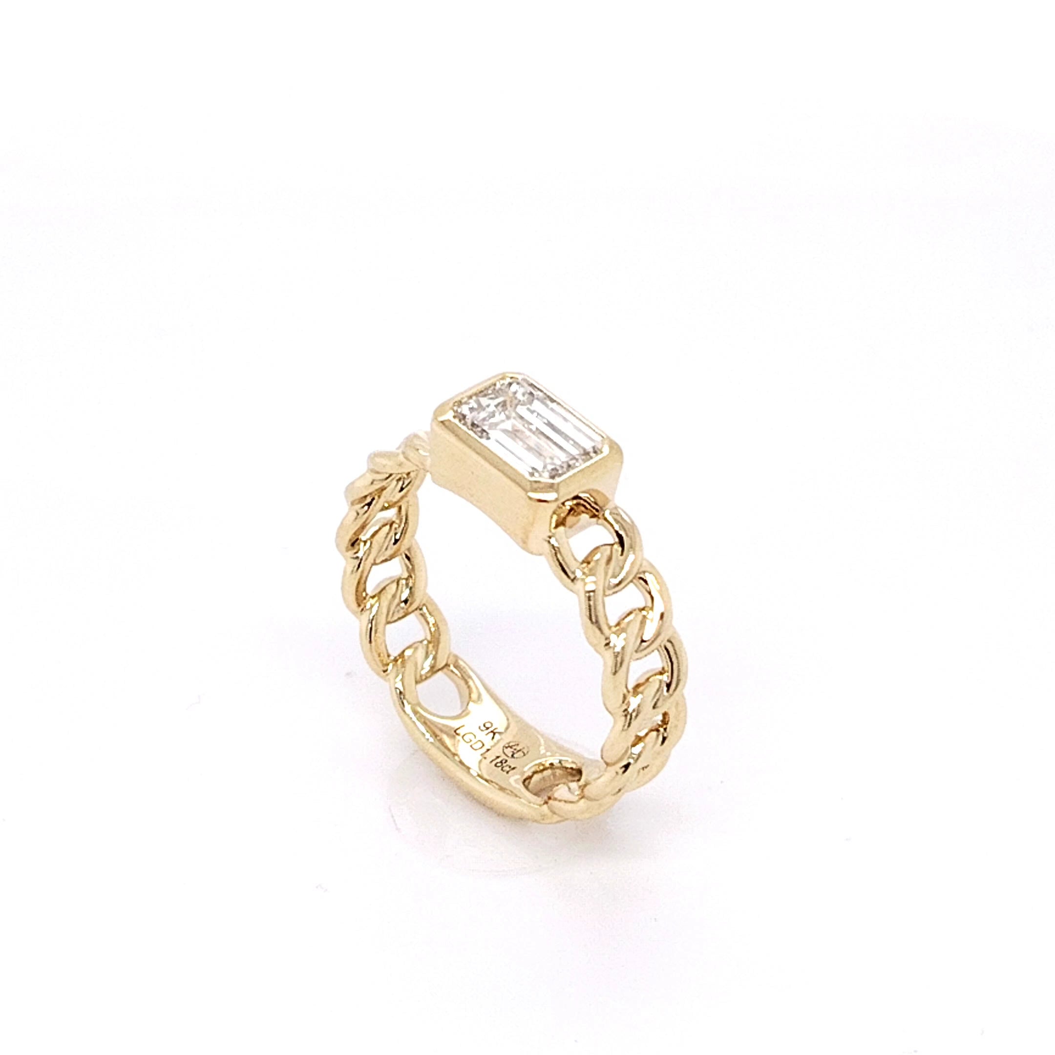 Emerald-Cut Diamond Chain Ring