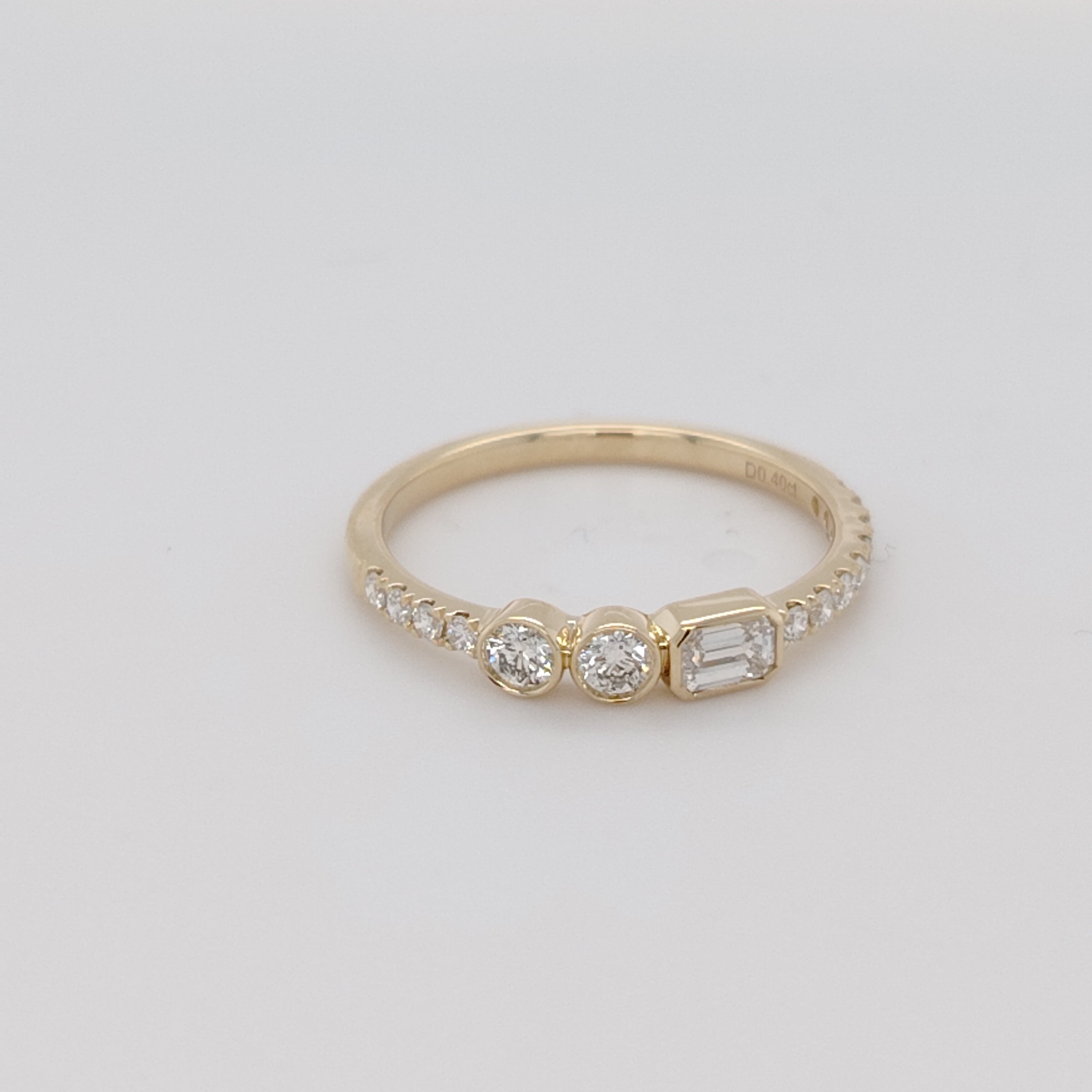 Elegant Trio Diamond Ring