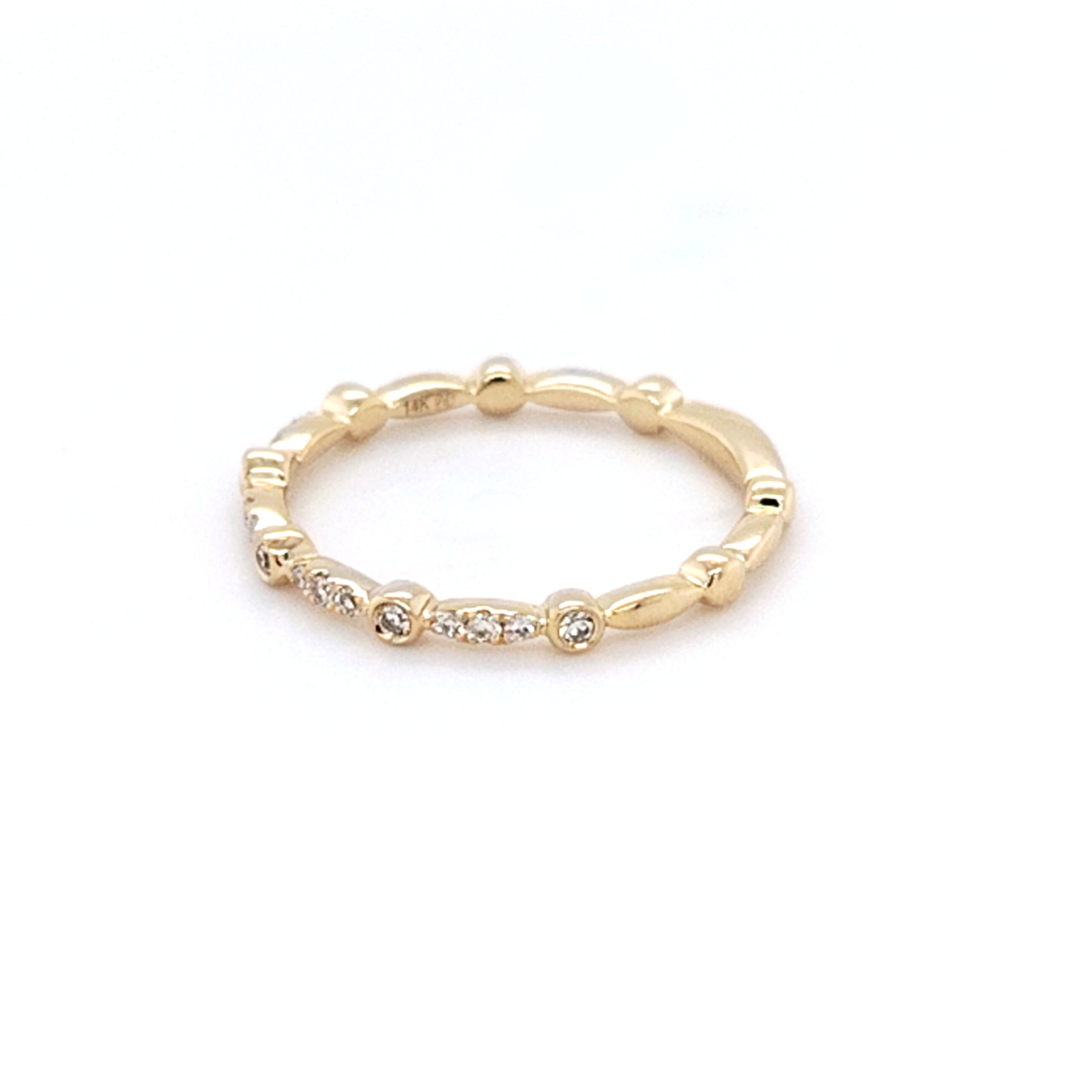 Elegant Bezel Diamond Ring