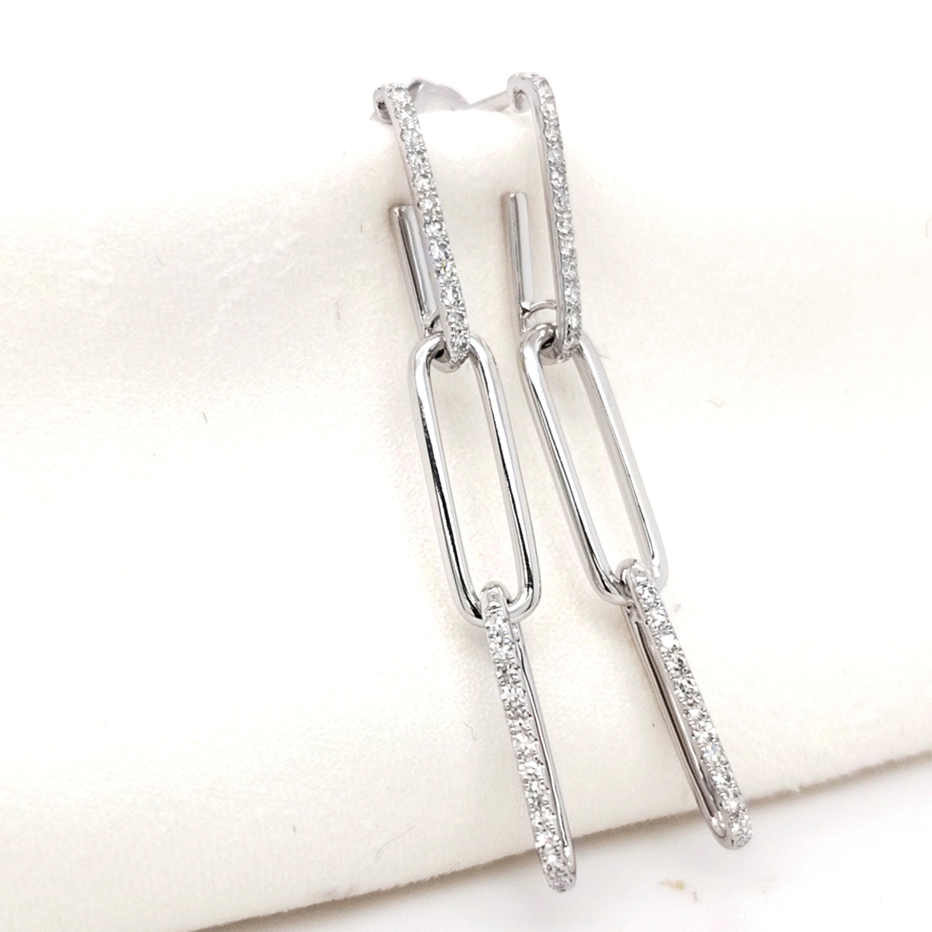 DIAMOND PAPERCLIP DROP