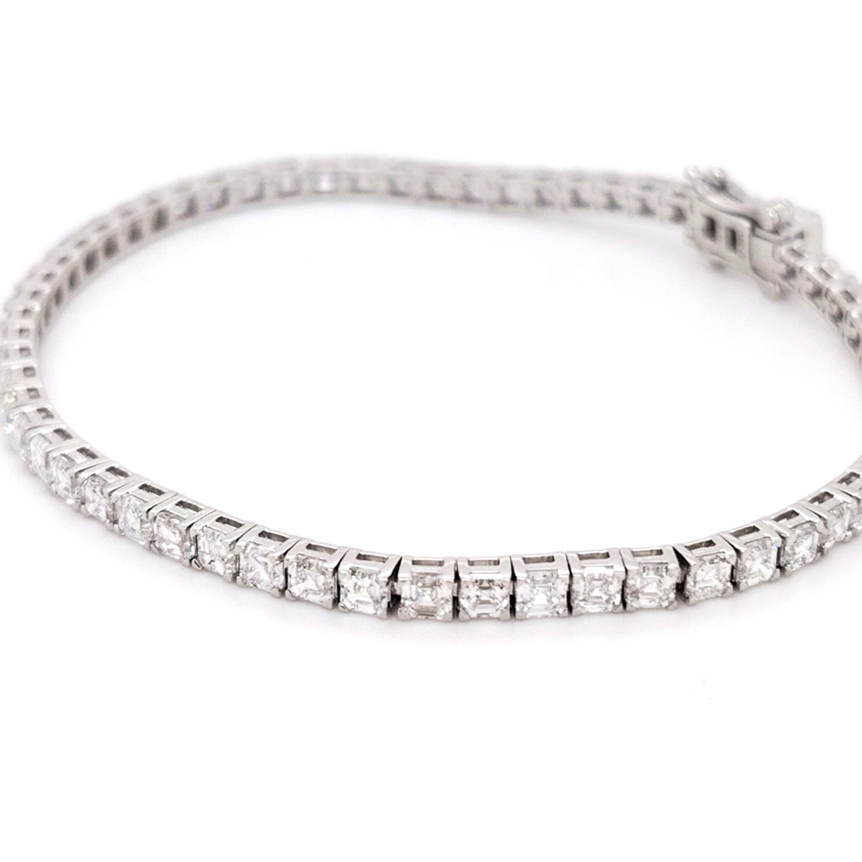 Premium Step-Cut Diamond Tennis Bracelet