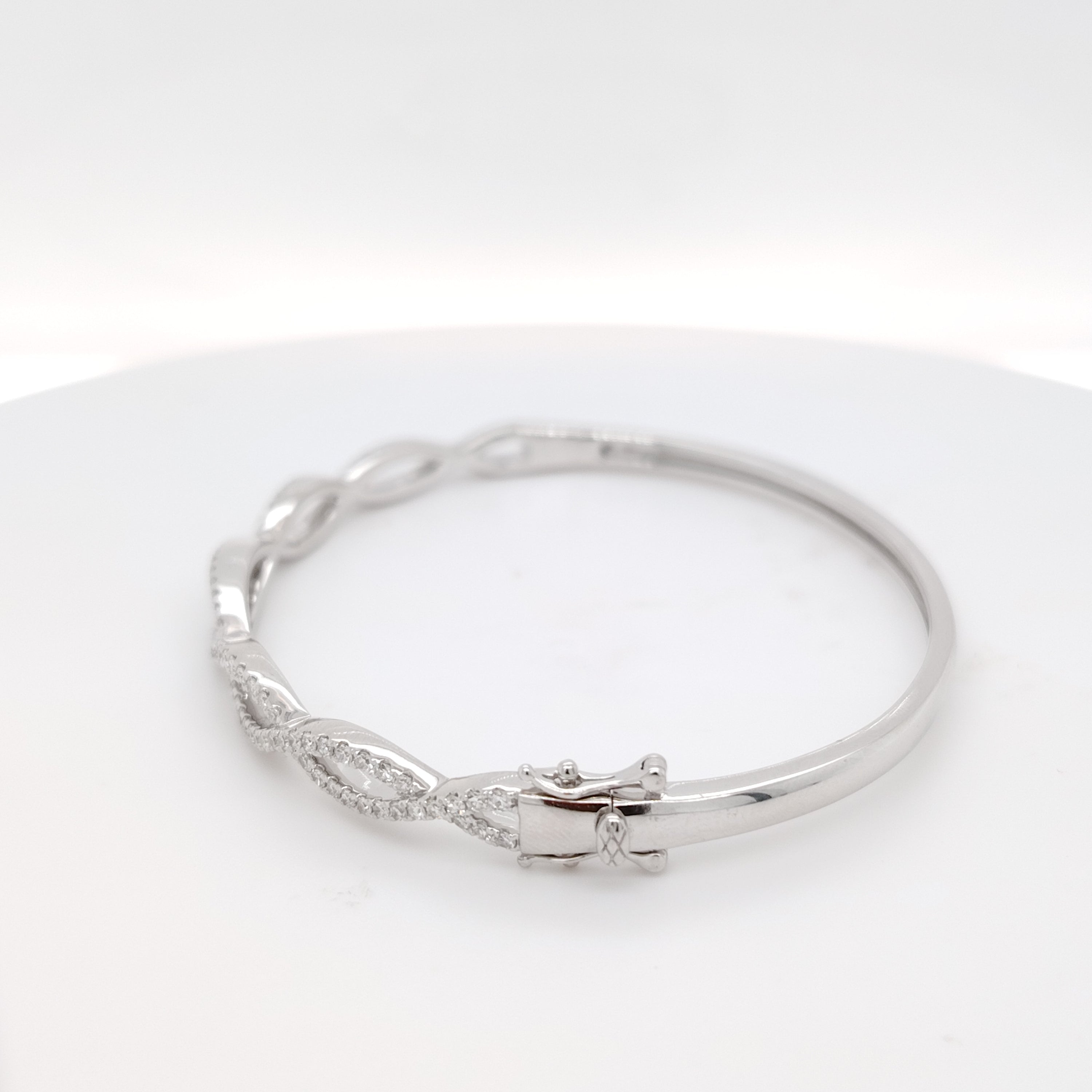 Pavé Diamond Infinity Bracelet