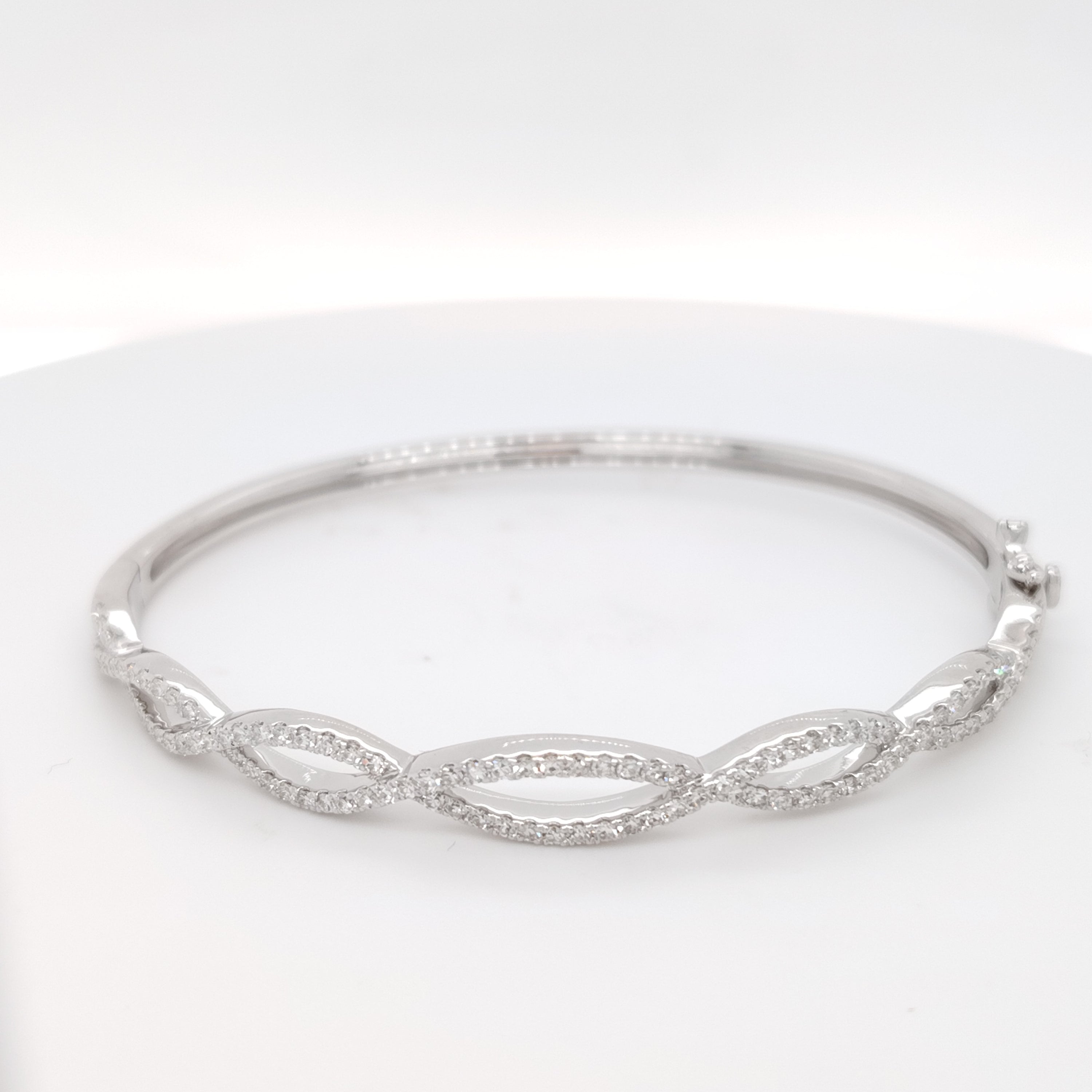 Pavé Diamond Infinity Bracelet