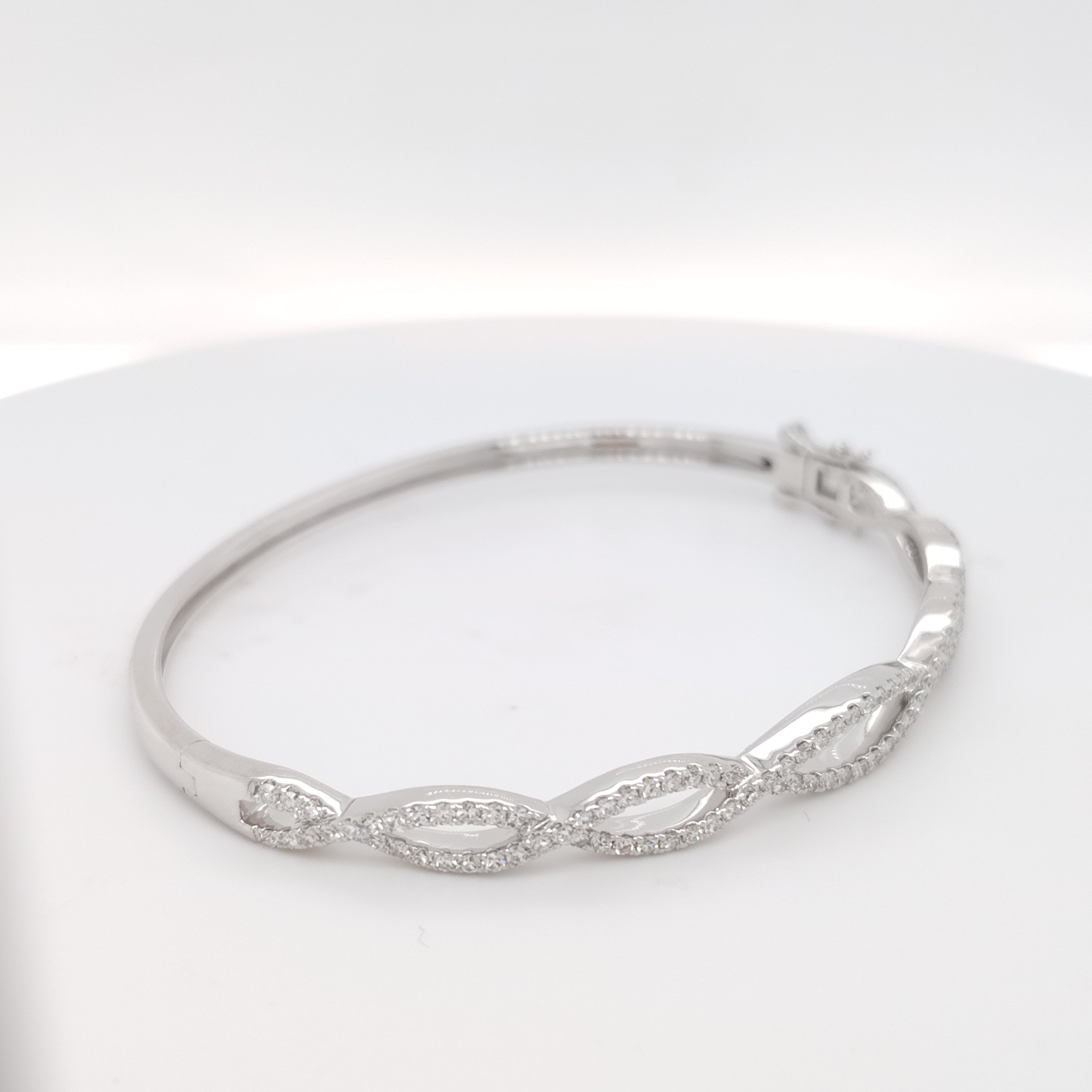 Pavé Diamond Infinity Bracelet