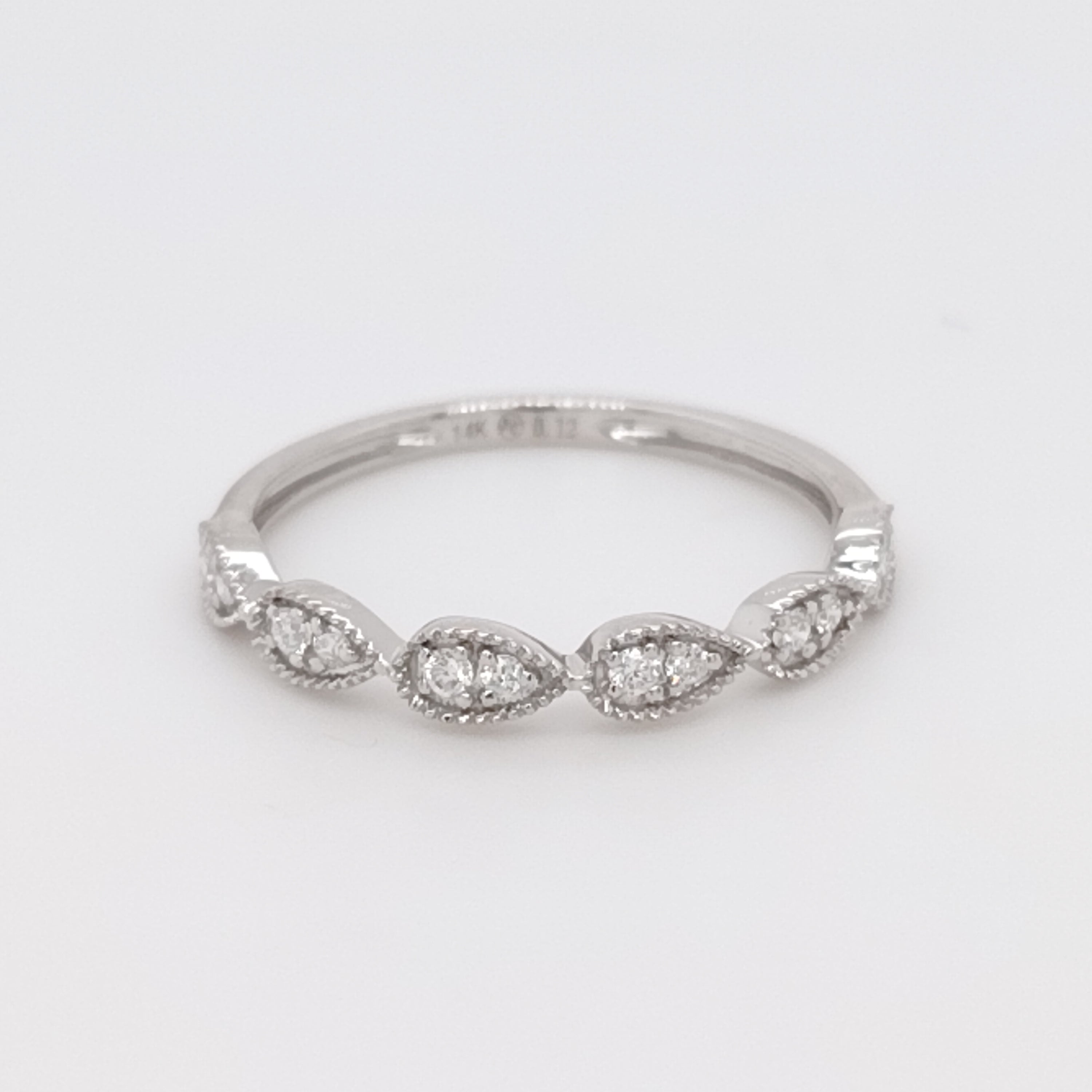 Vintage Petal Diamond Band