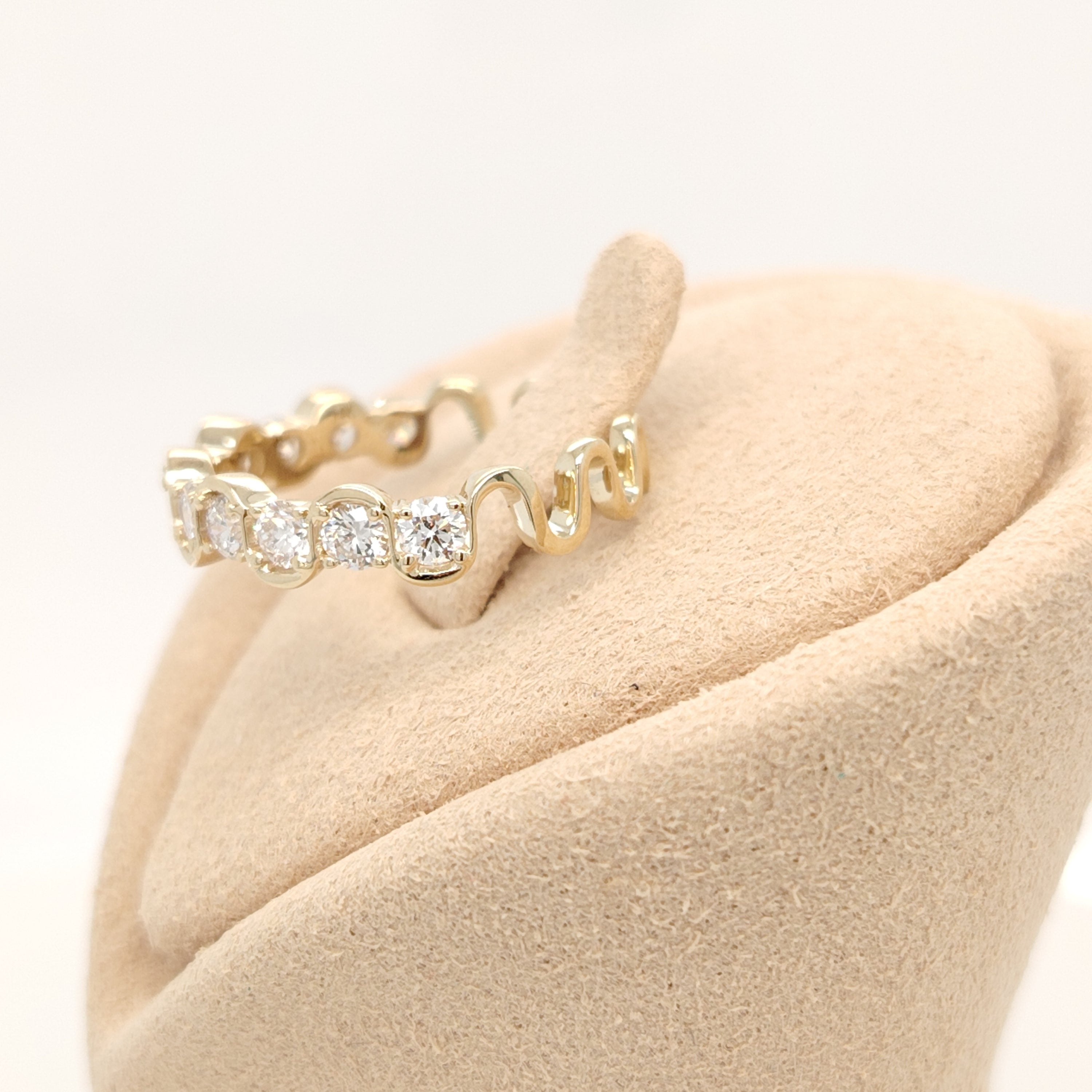 Joyful Squiggle Diamond Ring