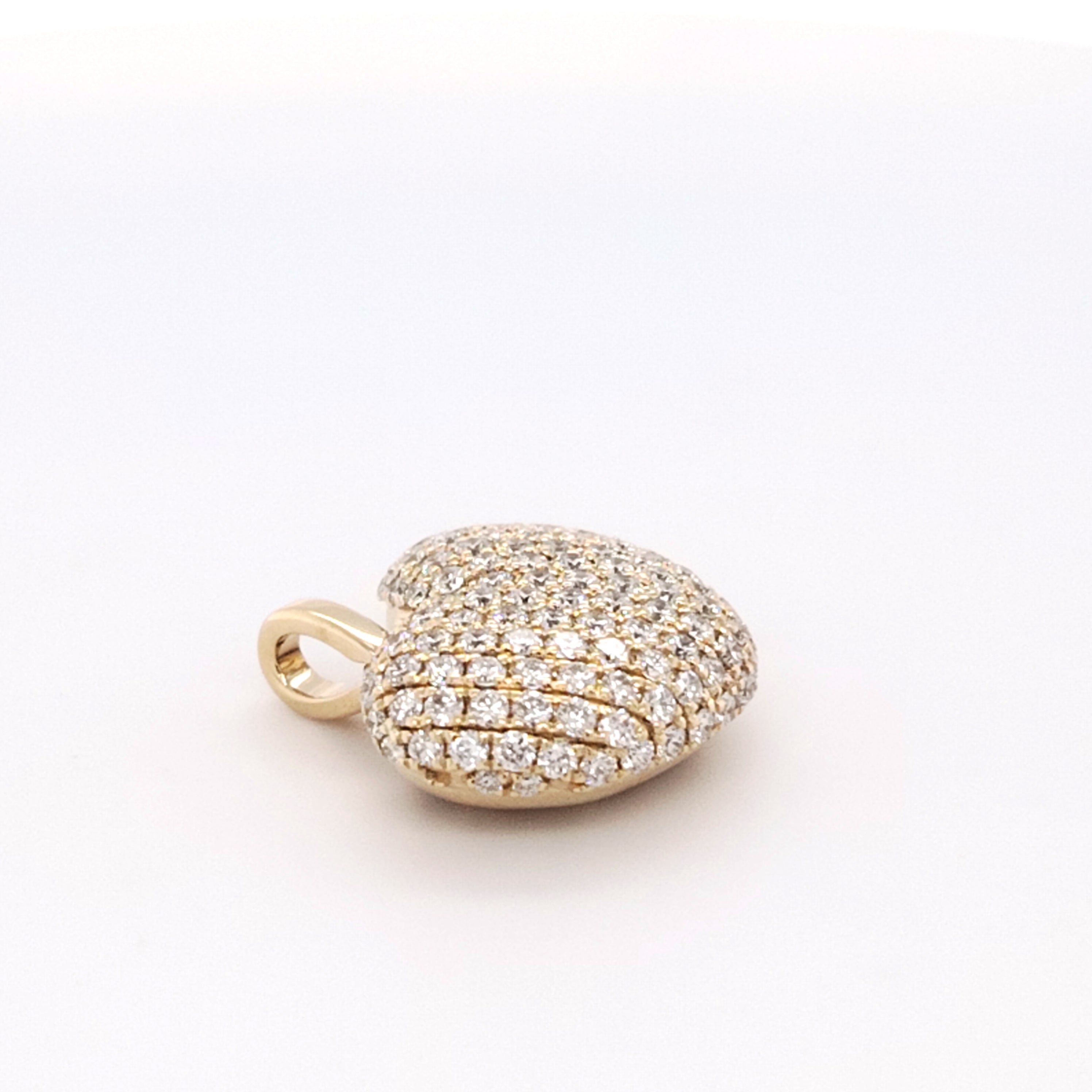 Pavé Heart Diamond Pendant