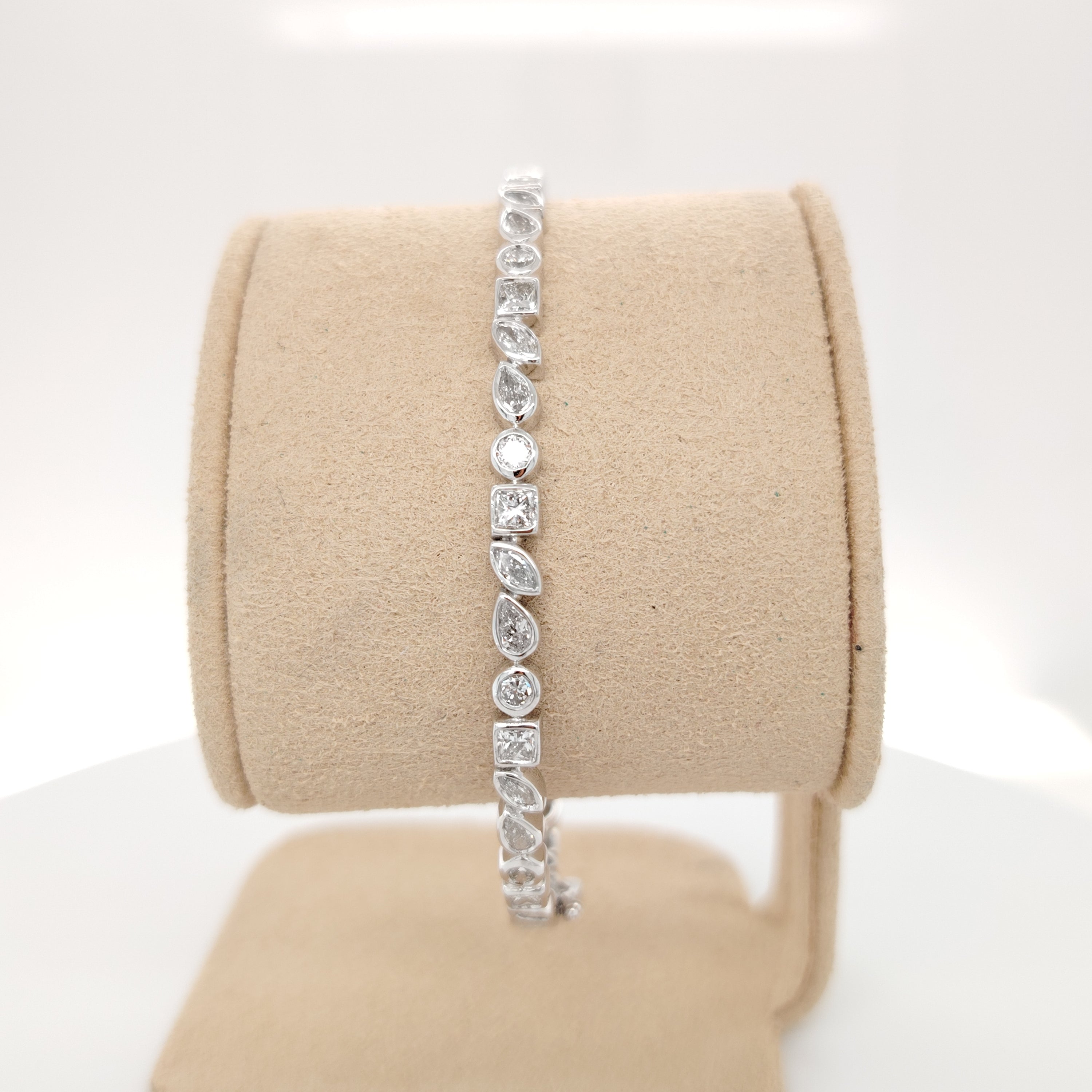 Geometric Diamond Station Bracelet - Bezel Setting