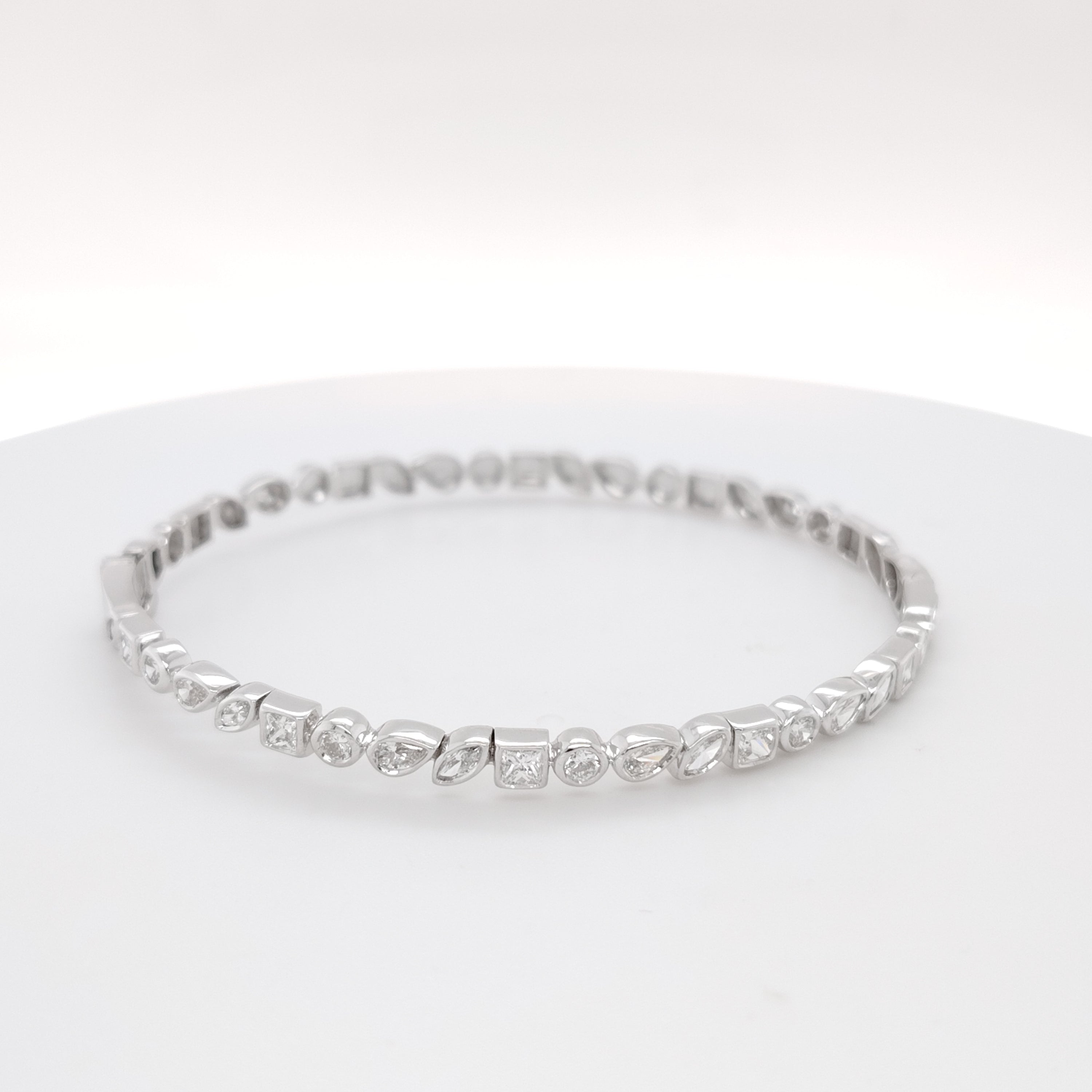 Geometric Diamond Station Bracelet - Bezel Setting
