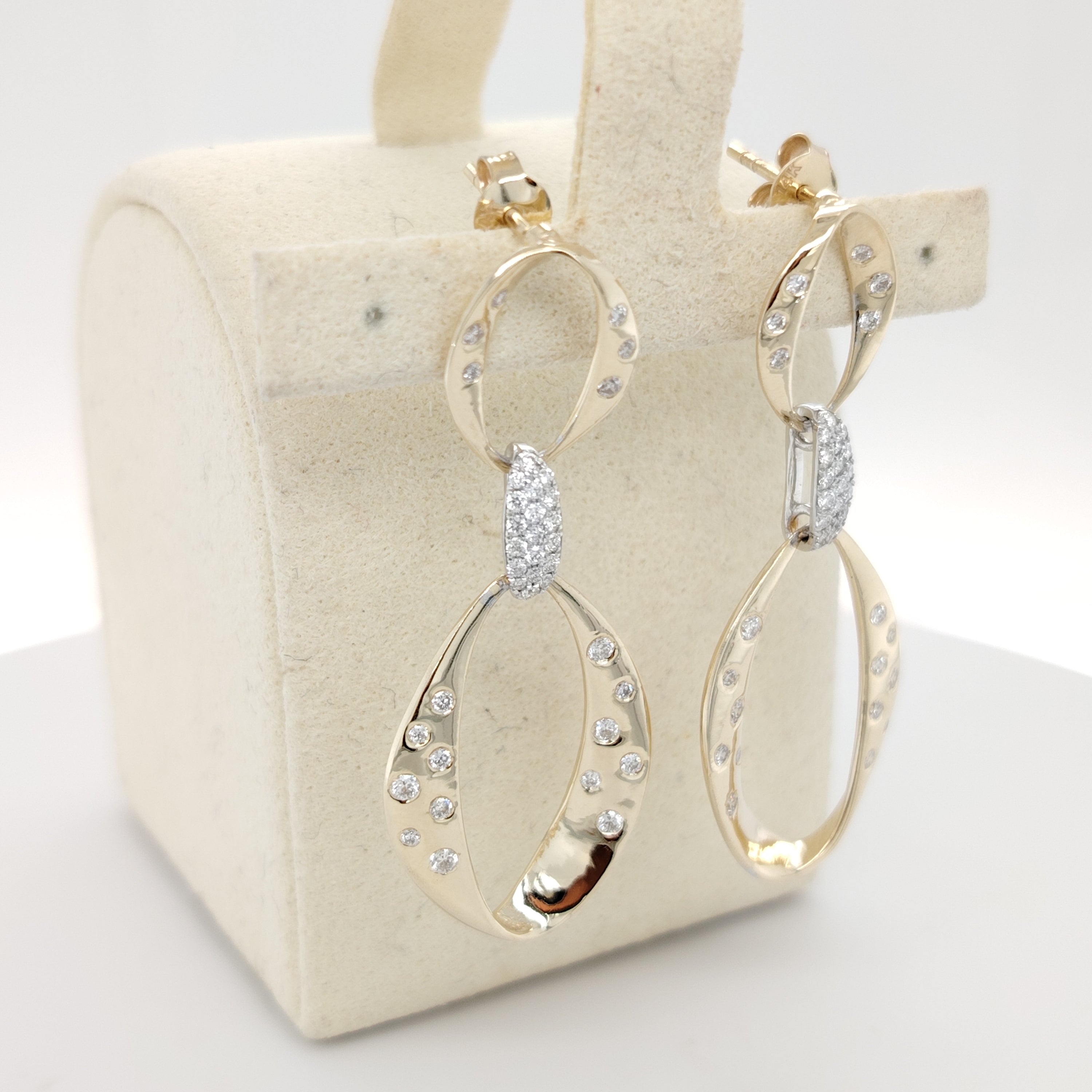 Interlocking Oval Statement Earrings