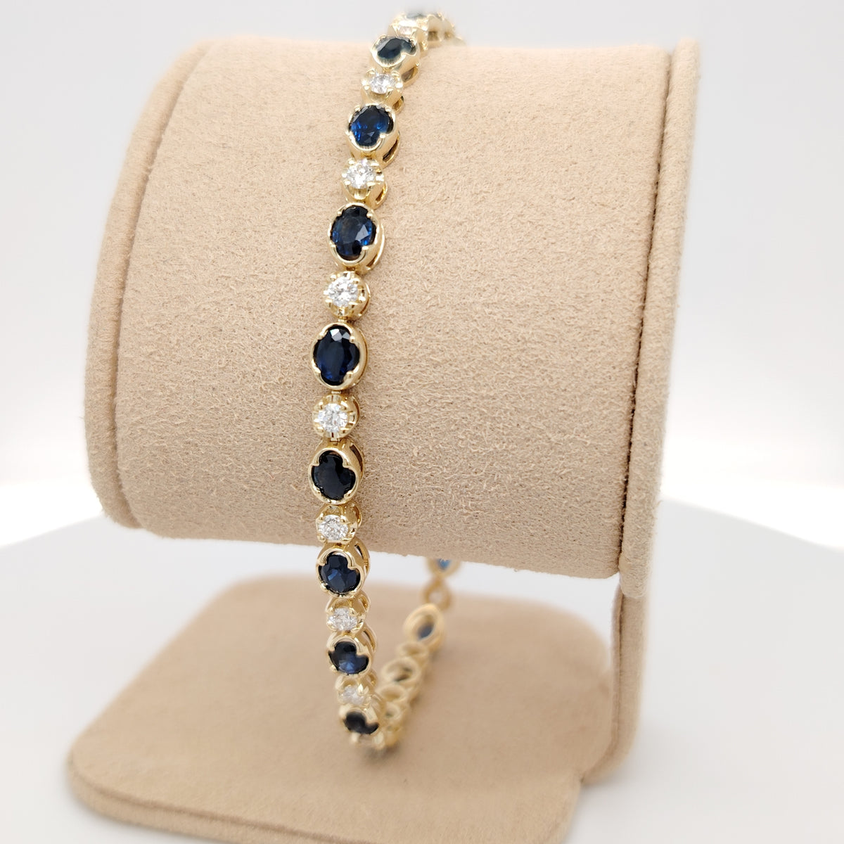 Oval Sapphire & Diamond Tennis Bracelet in 18K Yellow Gold