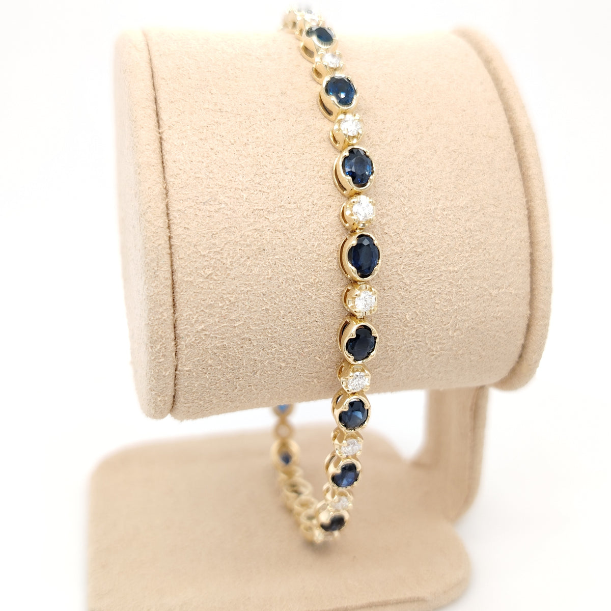 Oval Sapphire & Diamond Tennis Bracelet in 18K Yellow Gold