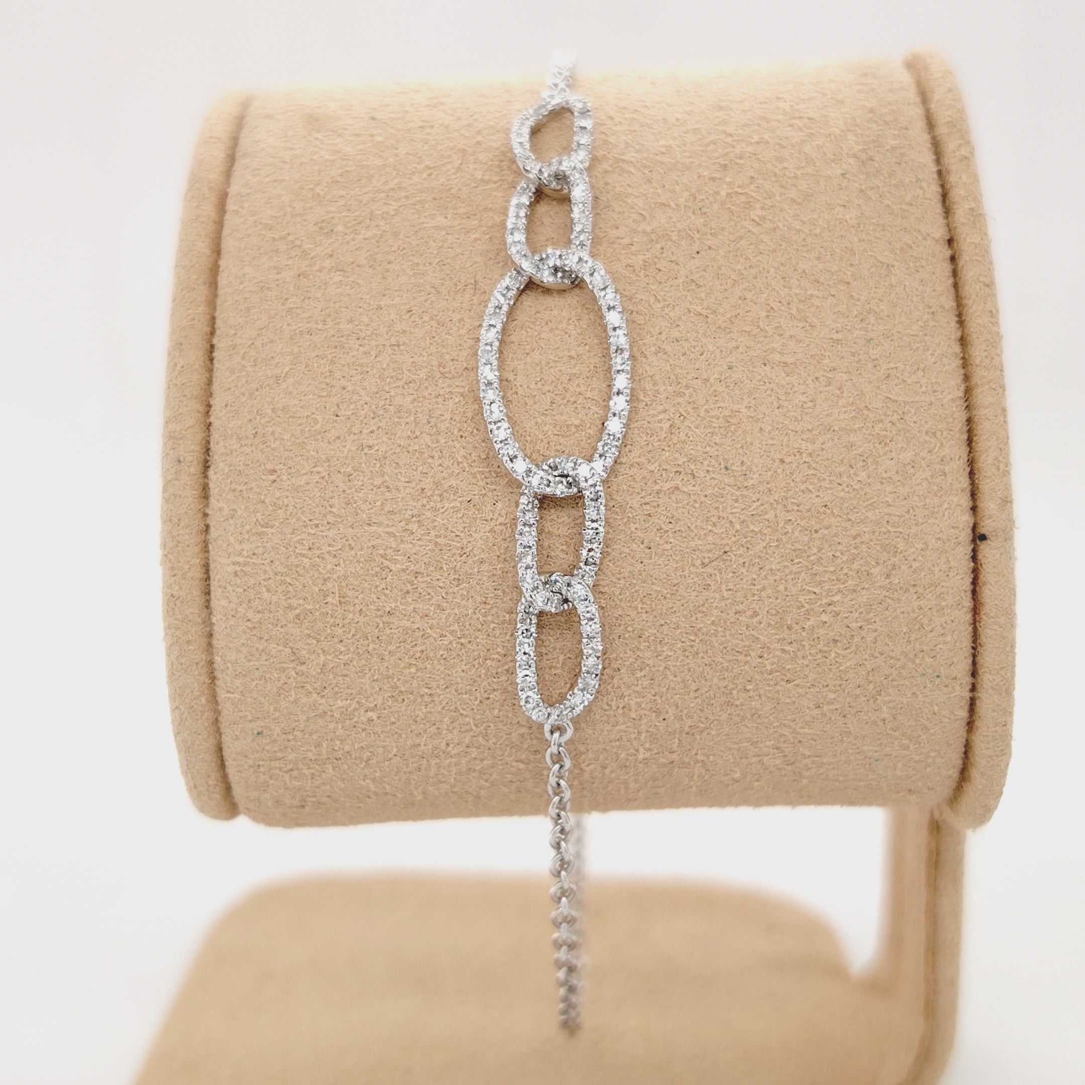 Diamond Pavé Chain Link Bracelet