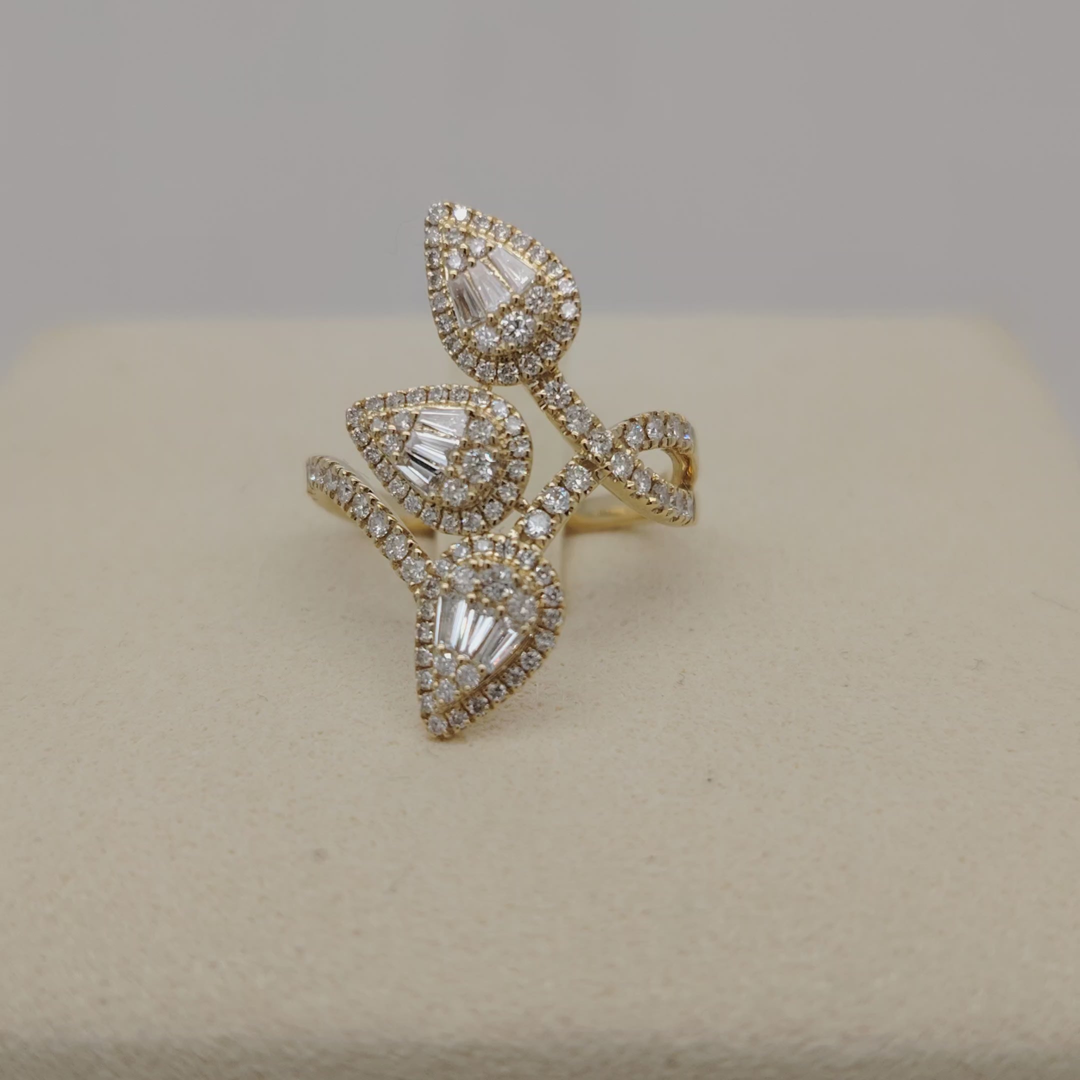 Elegant Diamond Ring