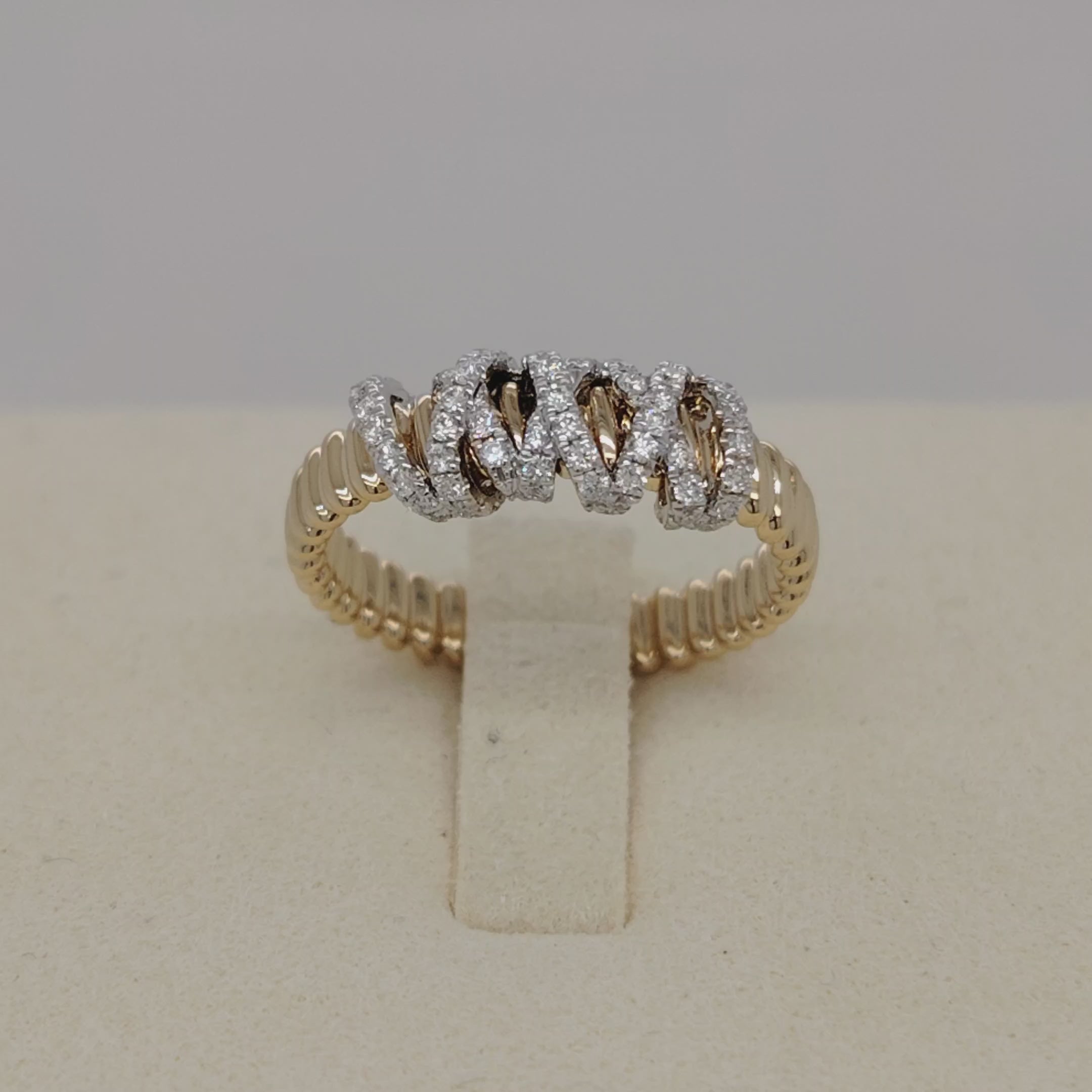 Luxe Harmony Diamond Ring