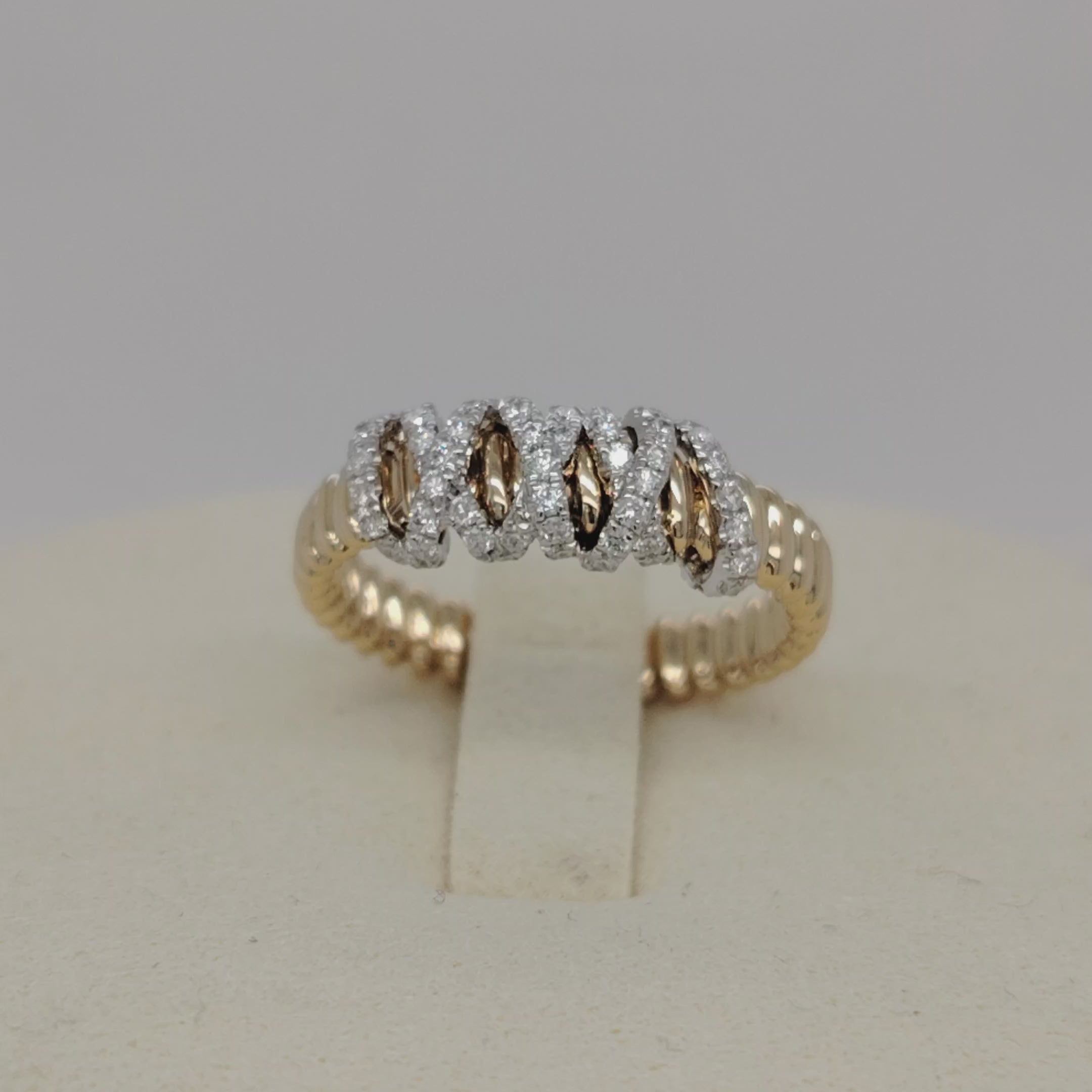 Luxe Harmony Diamond Ring