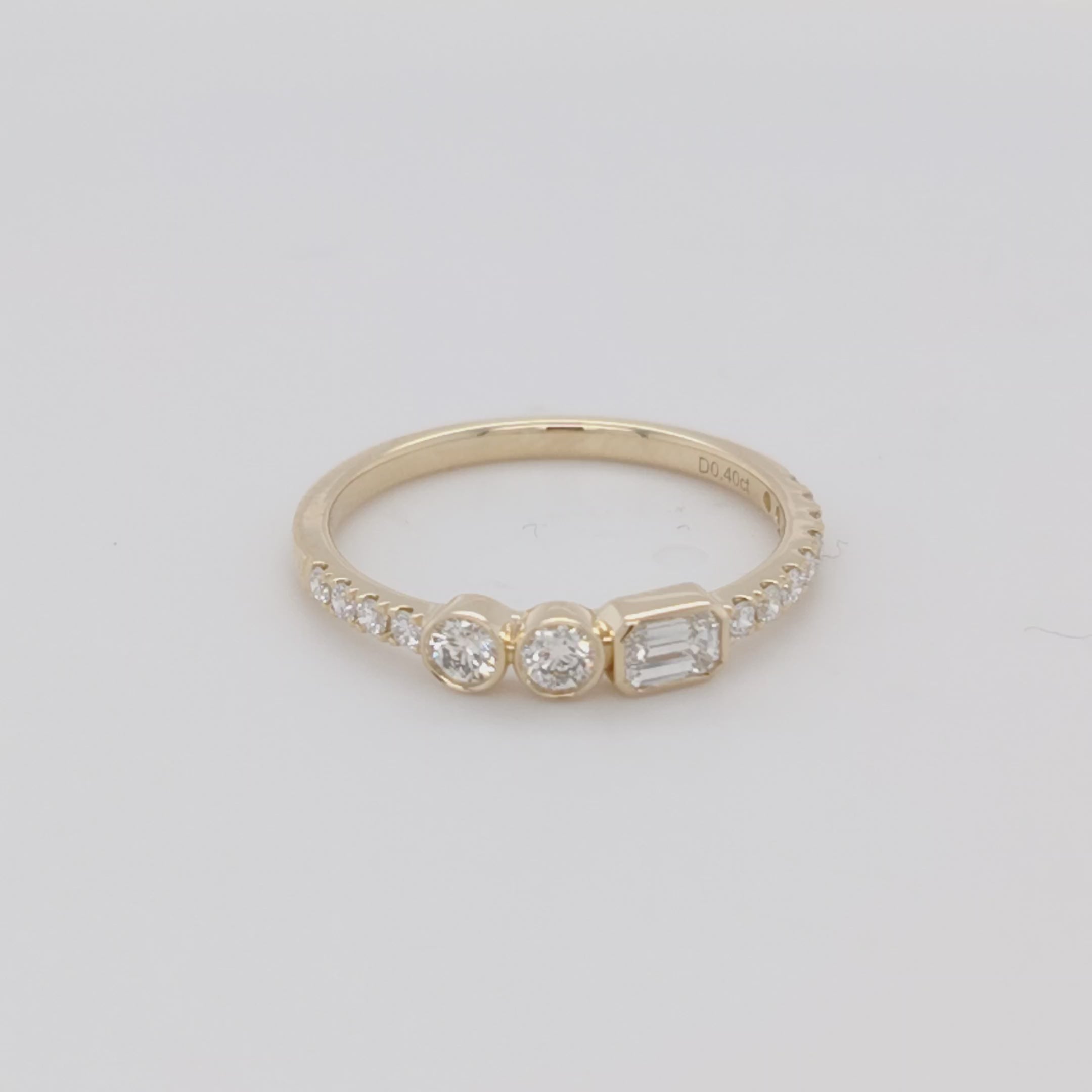 Elegant Trio Diamond Ring