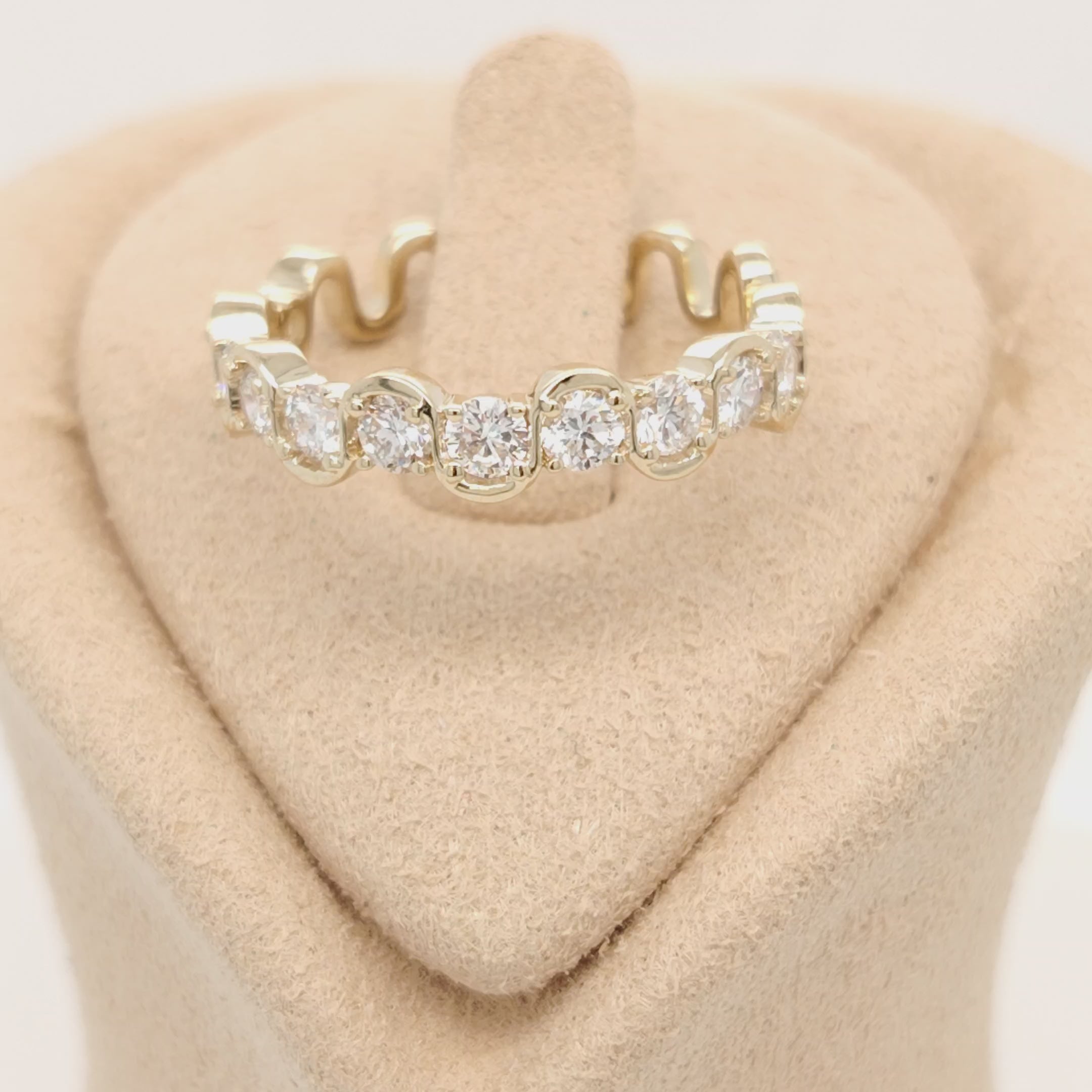 Joyful Squiggle Diamond Ring