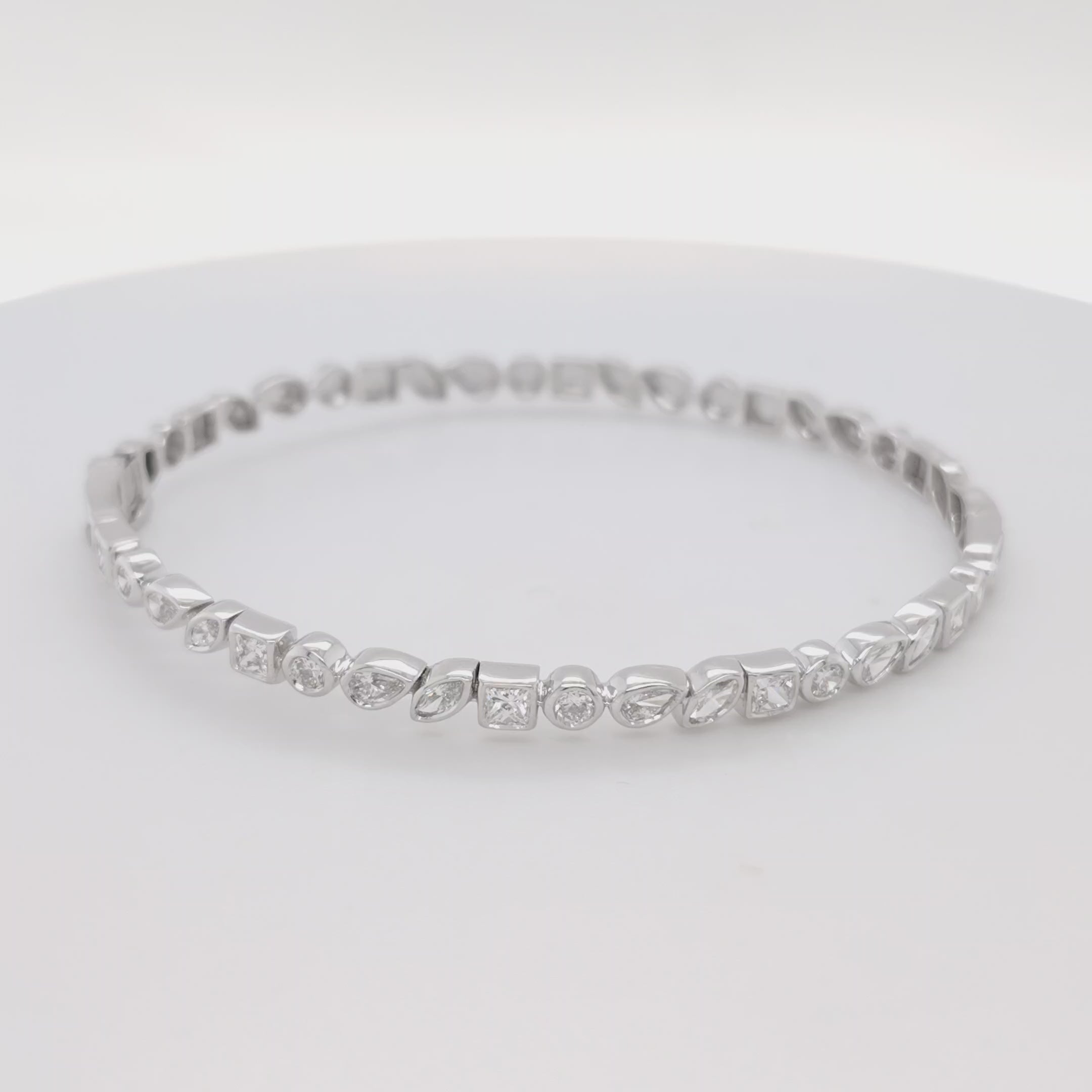 Geometric Diamond Station Bracelet - Bezel Setting