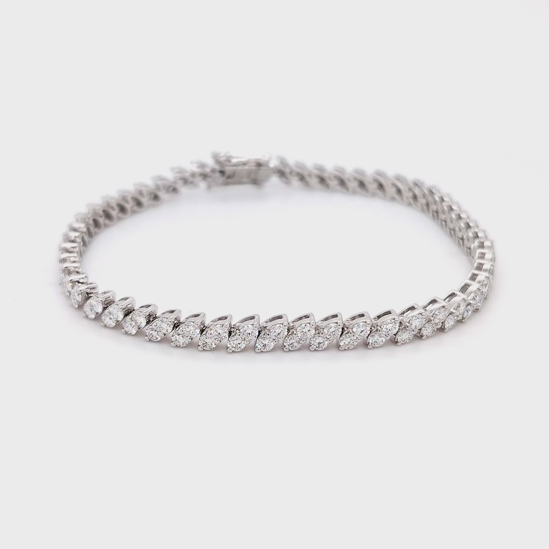 Diagonal-Cluster Diamond Tennis Bracelet
