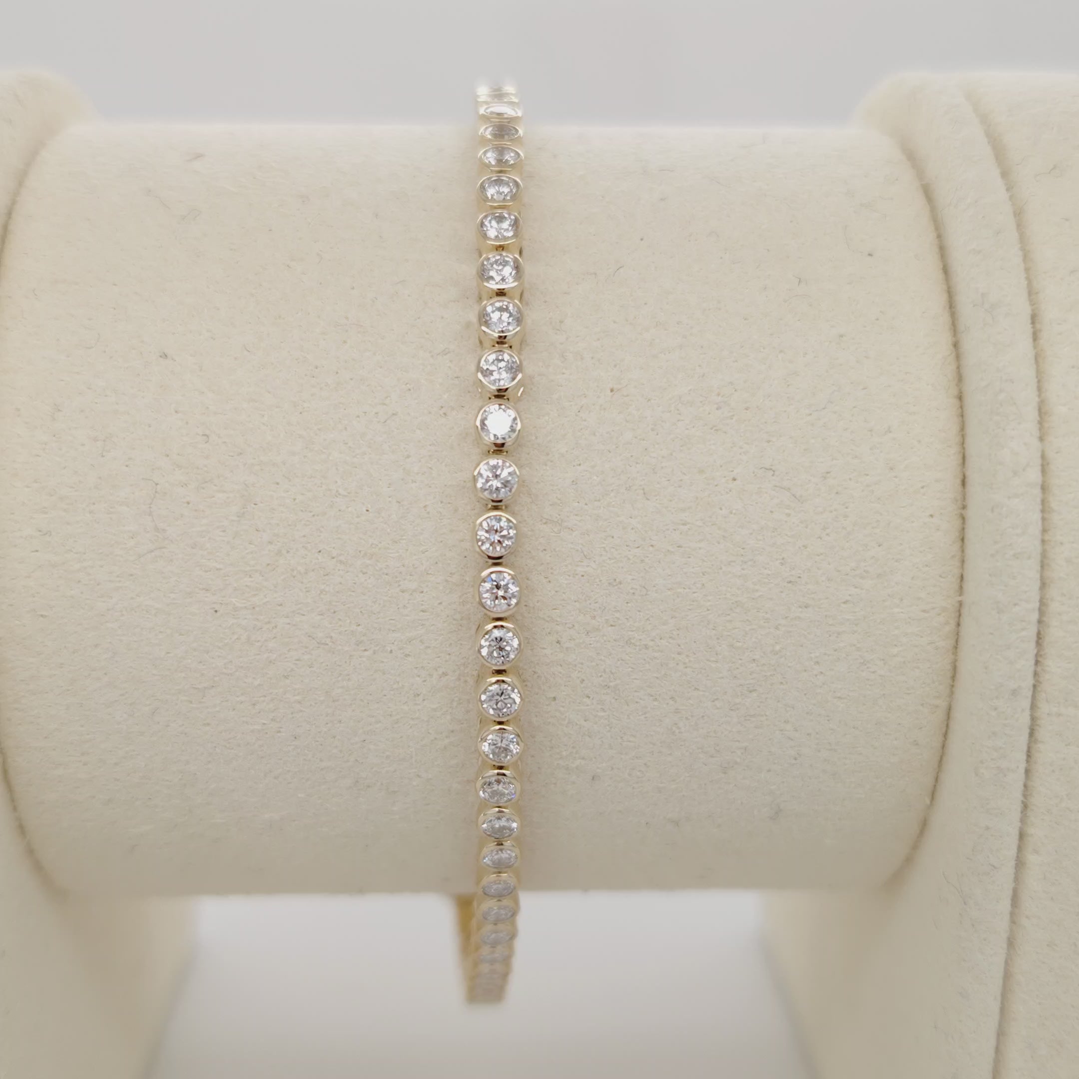 Bezel-Set Round Diamond Tennis Bracelet